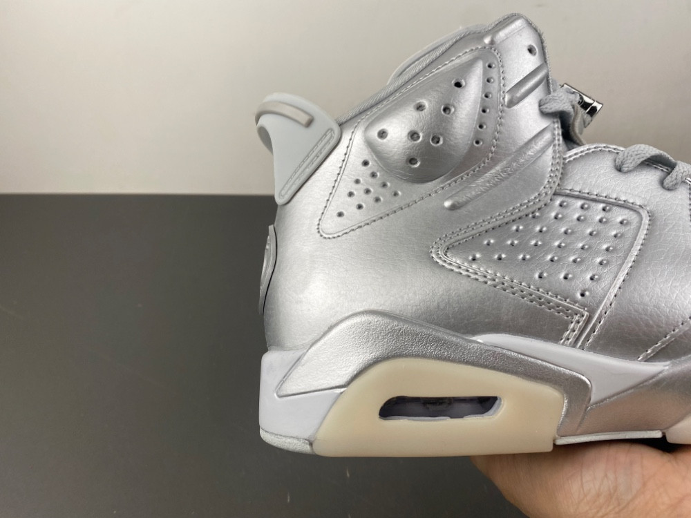 Air Jordan 6 Retro PSG Paris Saint-Germain Silver IQ5135-001