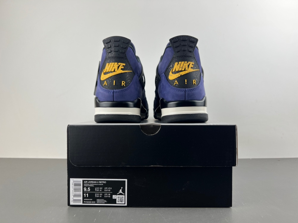 Air Jordan 4 Retro