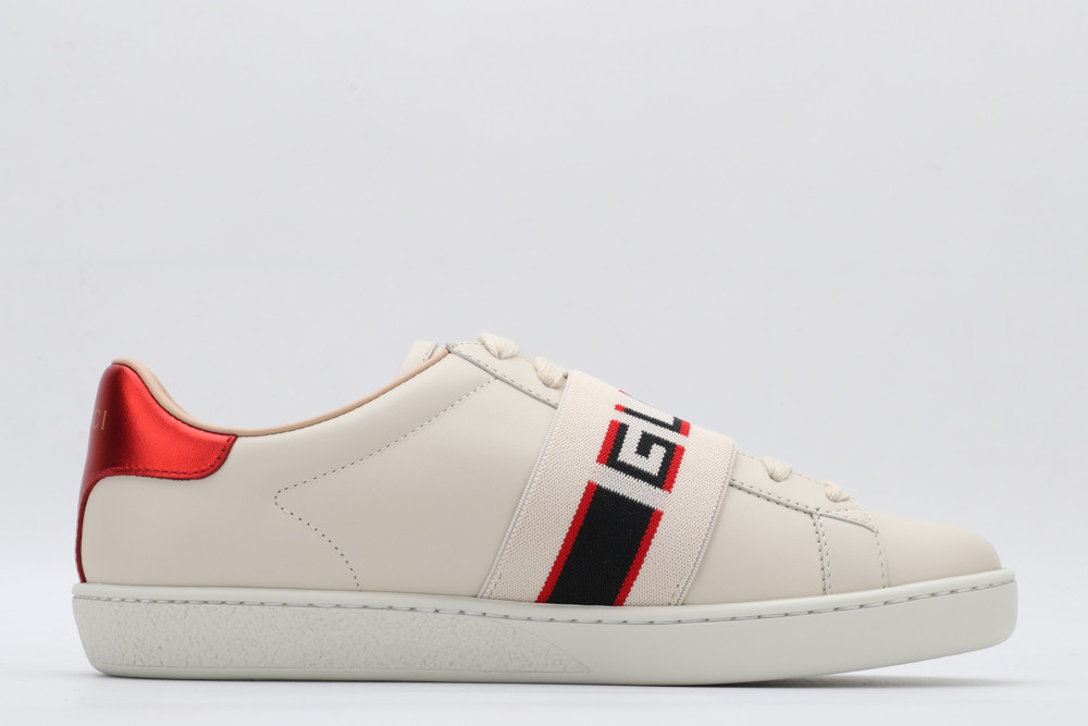 Gvc*1 low-top sneaker white with Gvc*1