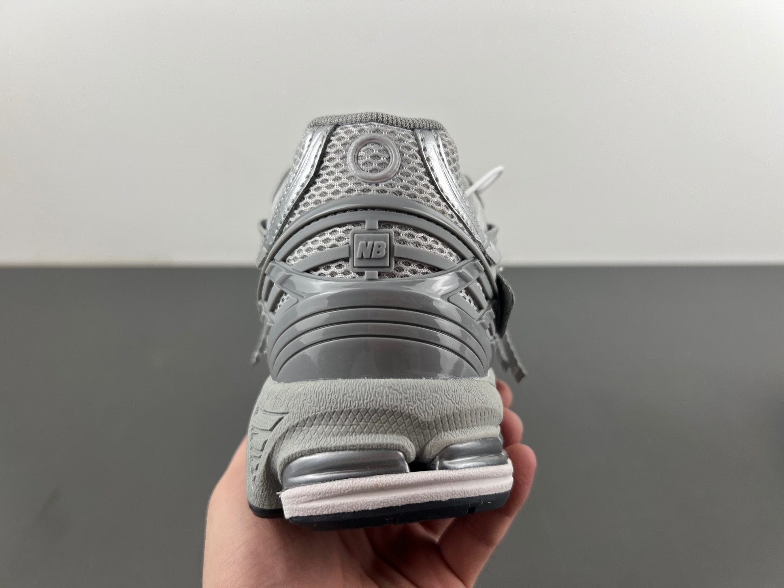 new Ba1an*e 1906a concrete silver metallic m1906ag