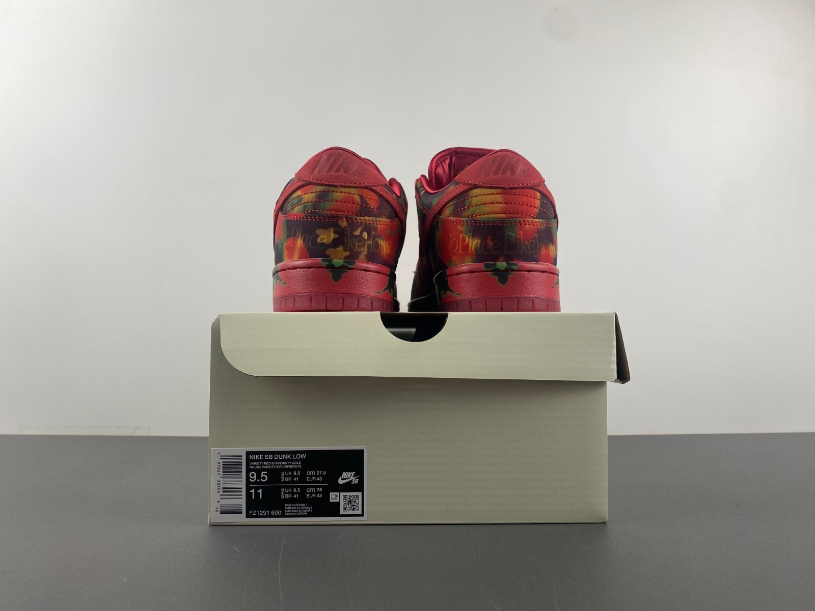The Wizard of Oz x Nike SB Dunk Low FZ1291-600