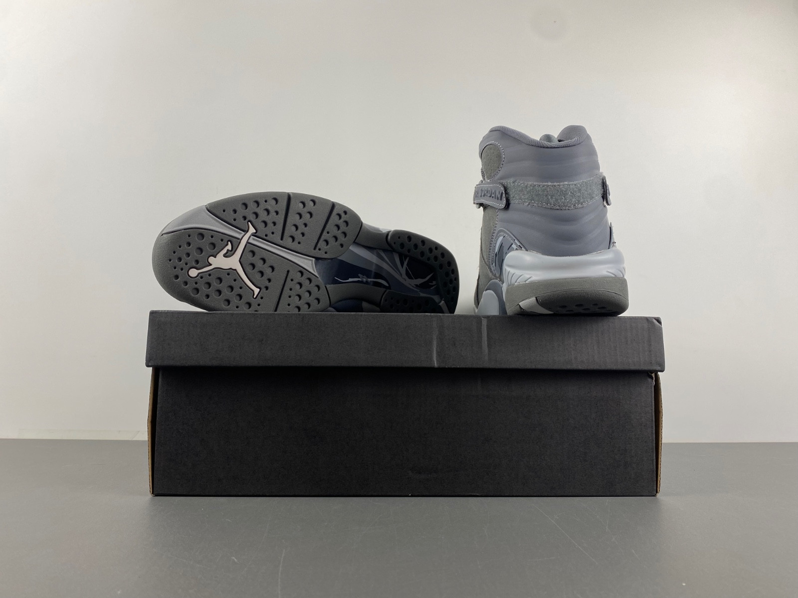 Jordan 8 Retro Cool Grey Men