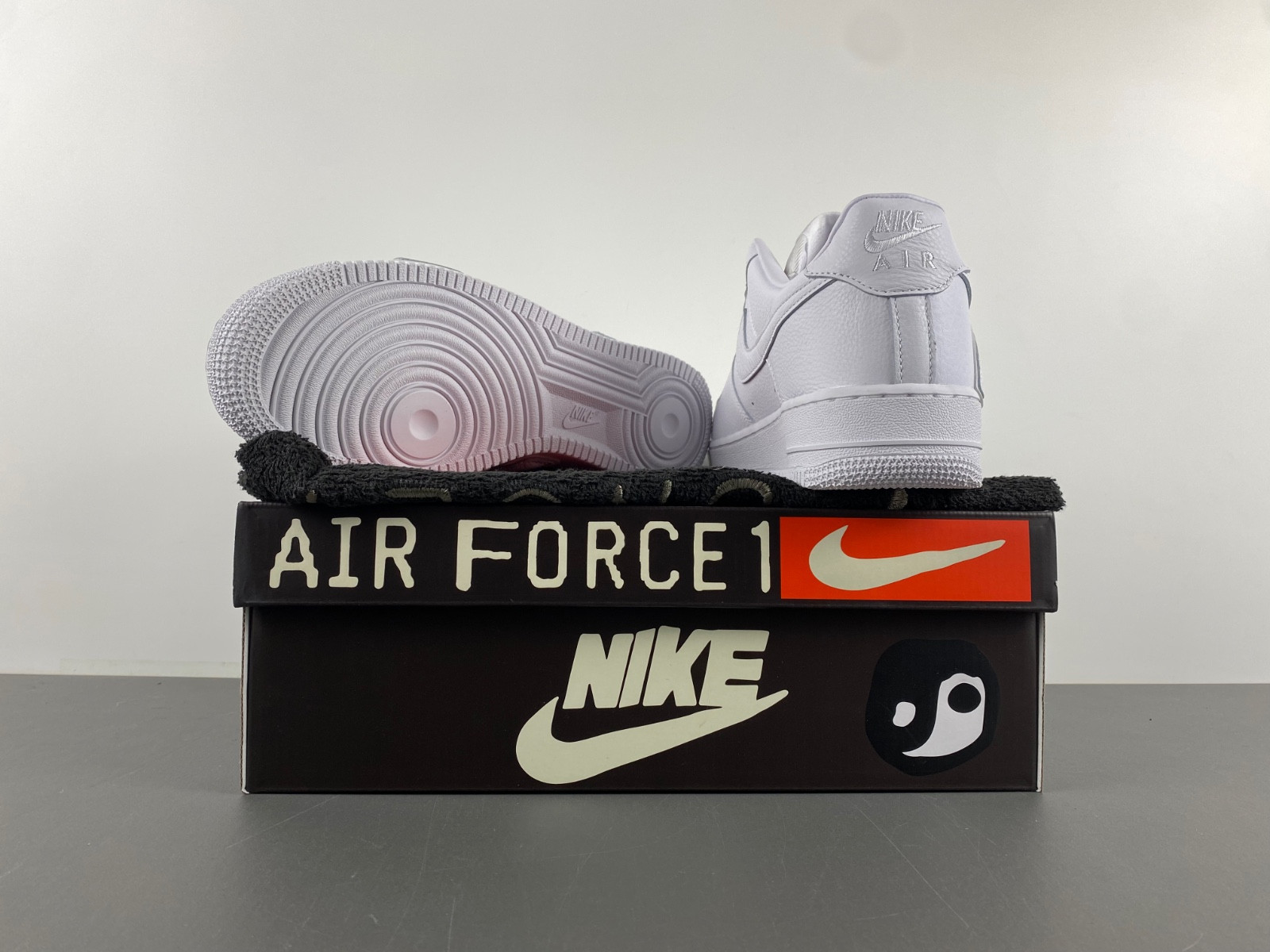 Nike Air Force 1 Low Cactus Plant Flea Market White (2024) FQ7069-100