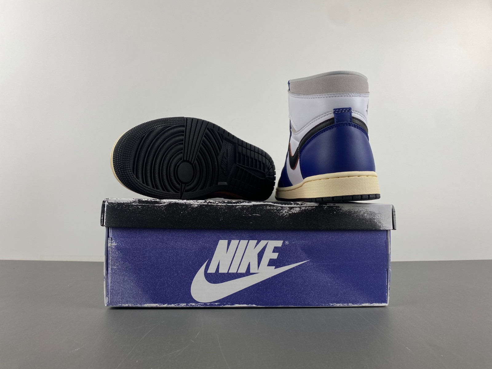 Air Jordan 1 High OG Rare Air Deep Royal Blue DZ5485-100