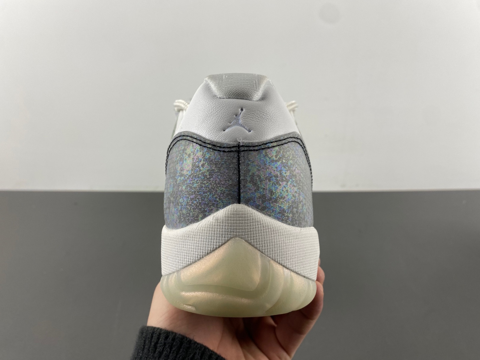 Air Jordan 11 Low CNY Year of the Snake HQ7000-001