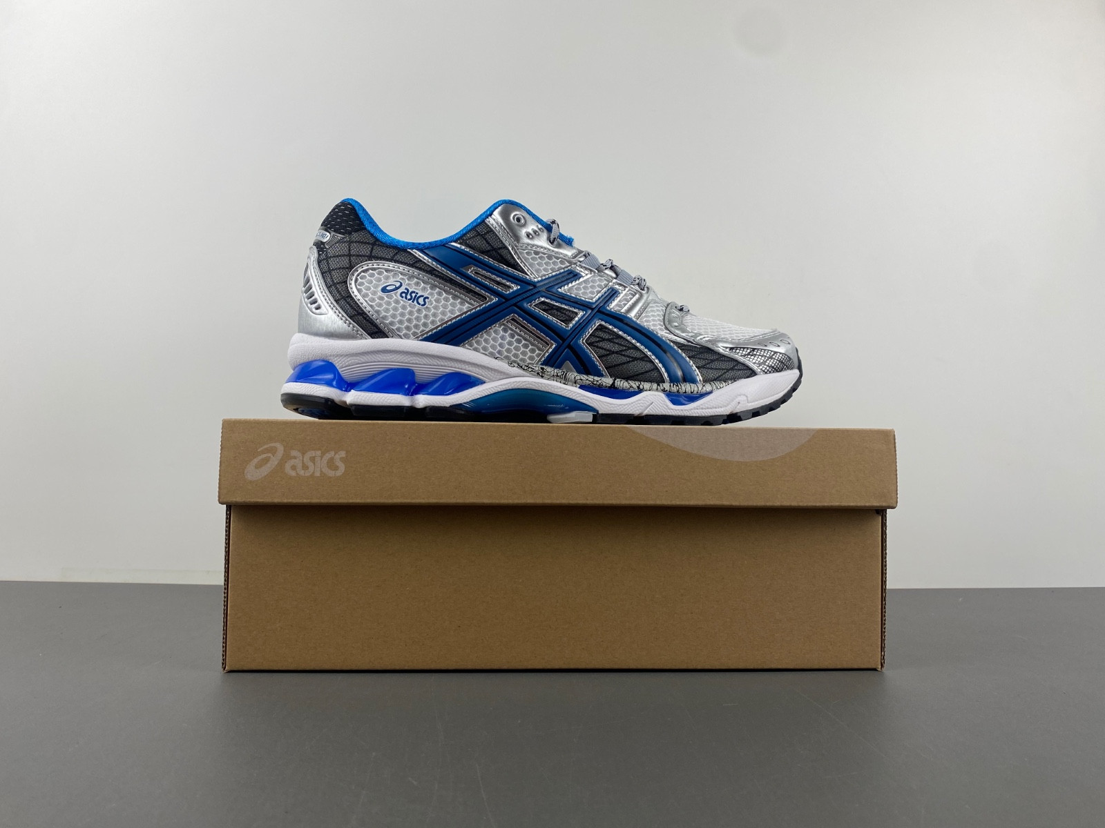 As1cs gel-nimbus 10.1 white directoire blue 1203a543-101