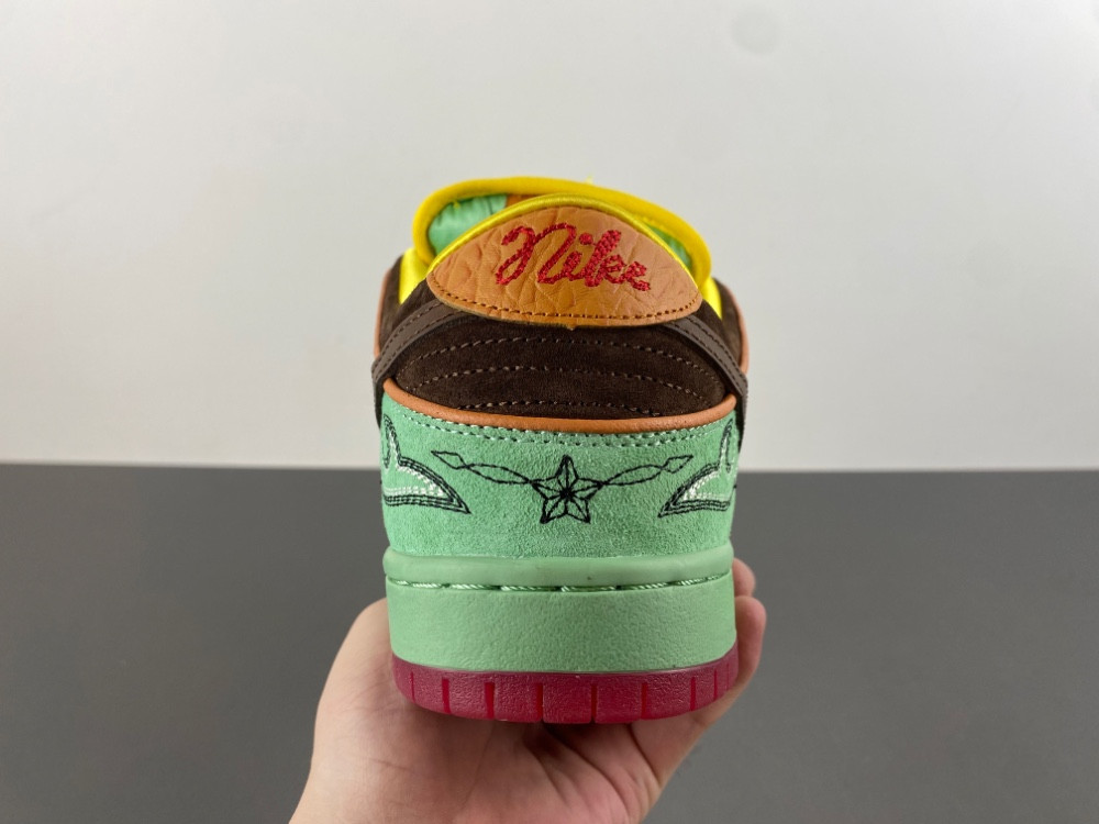 Nike SB Dunk Low Rodeo Tourmaline Men