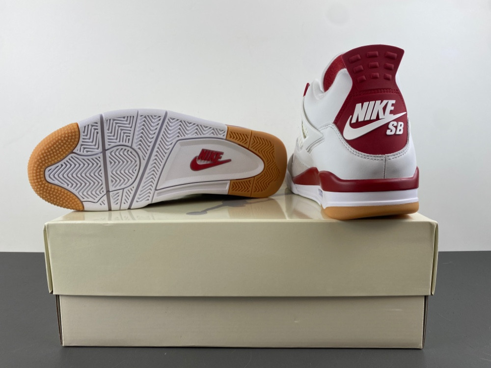Jordan 4 Retro SB Varsity Red Men