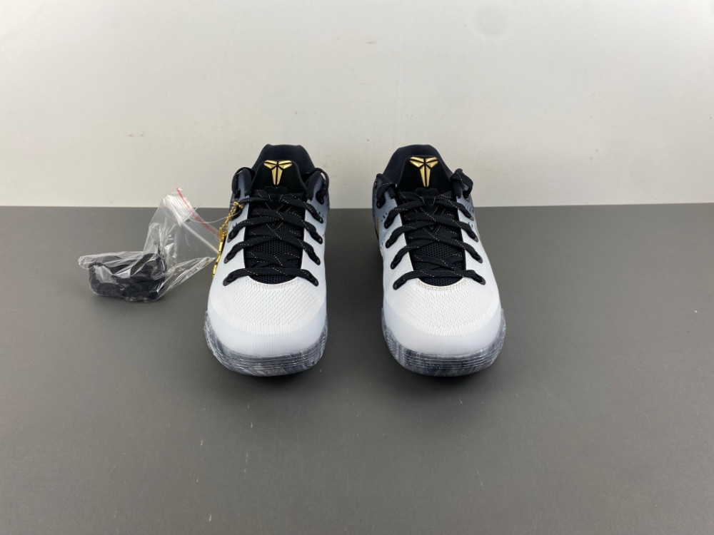 Nike Kobe 9 EM Low Protro Mambacita Men