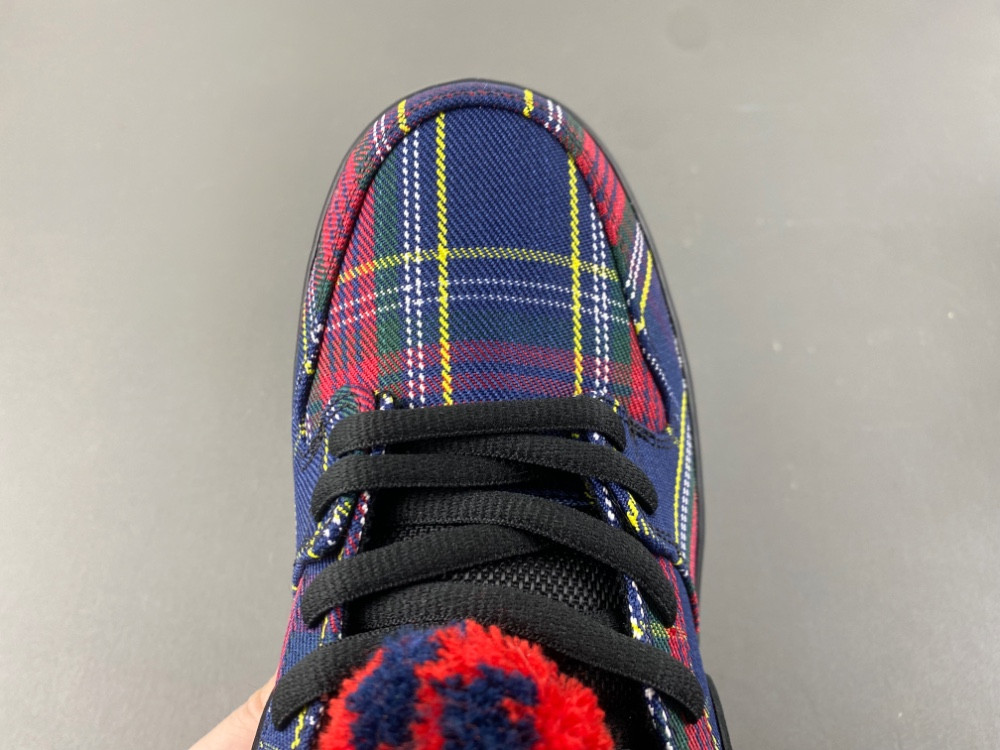 Nike SB Dunk Low “Nardwuar” II1493-600