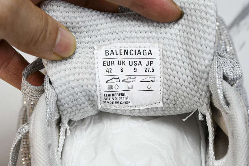 Ba1en*iaga women