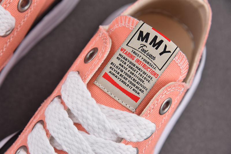 MMY Sneaker 0075
