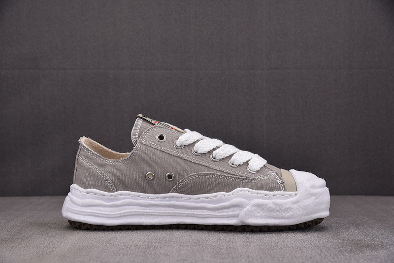 MMY Sneaker 0071