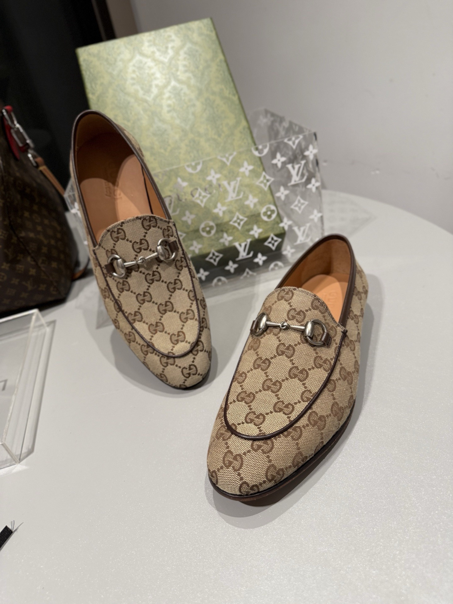 GUCI Leather Shoes