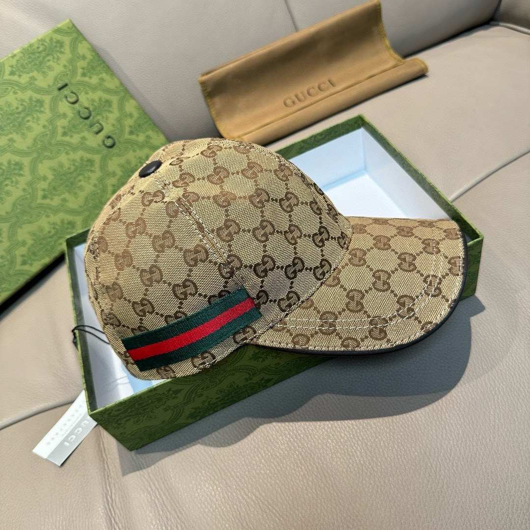 GUCI hat