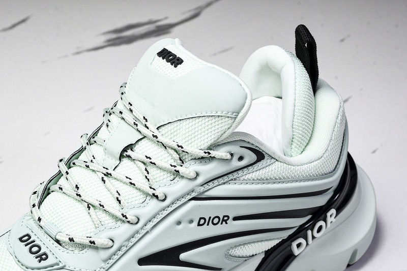 D10r b44 sneaker