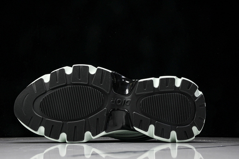 D10r b44 sneaker