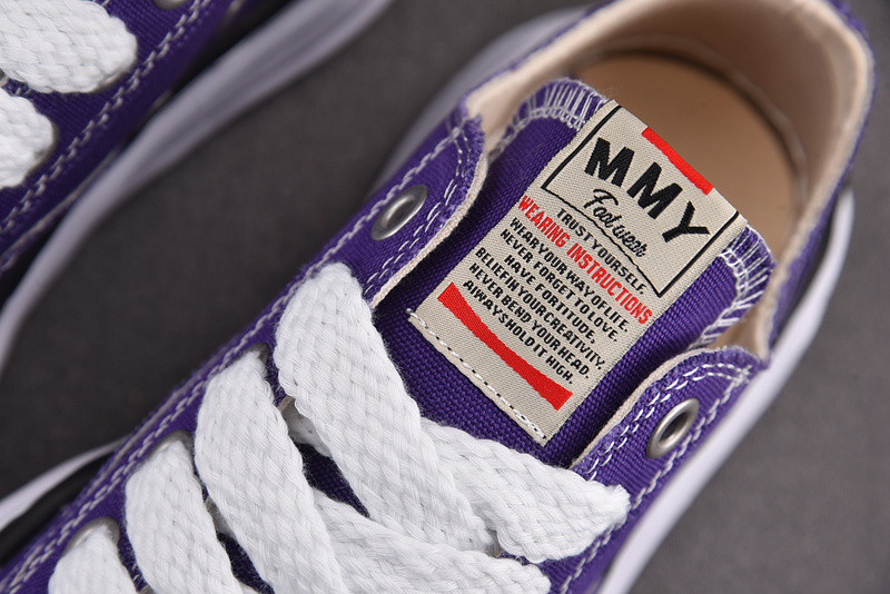 MMY Sneaker 0074