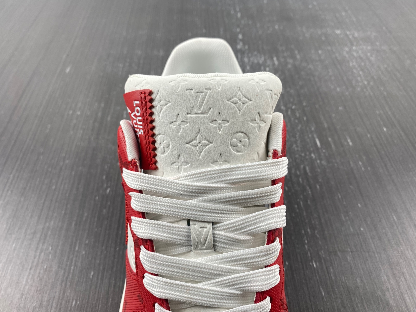 lwe sneaker