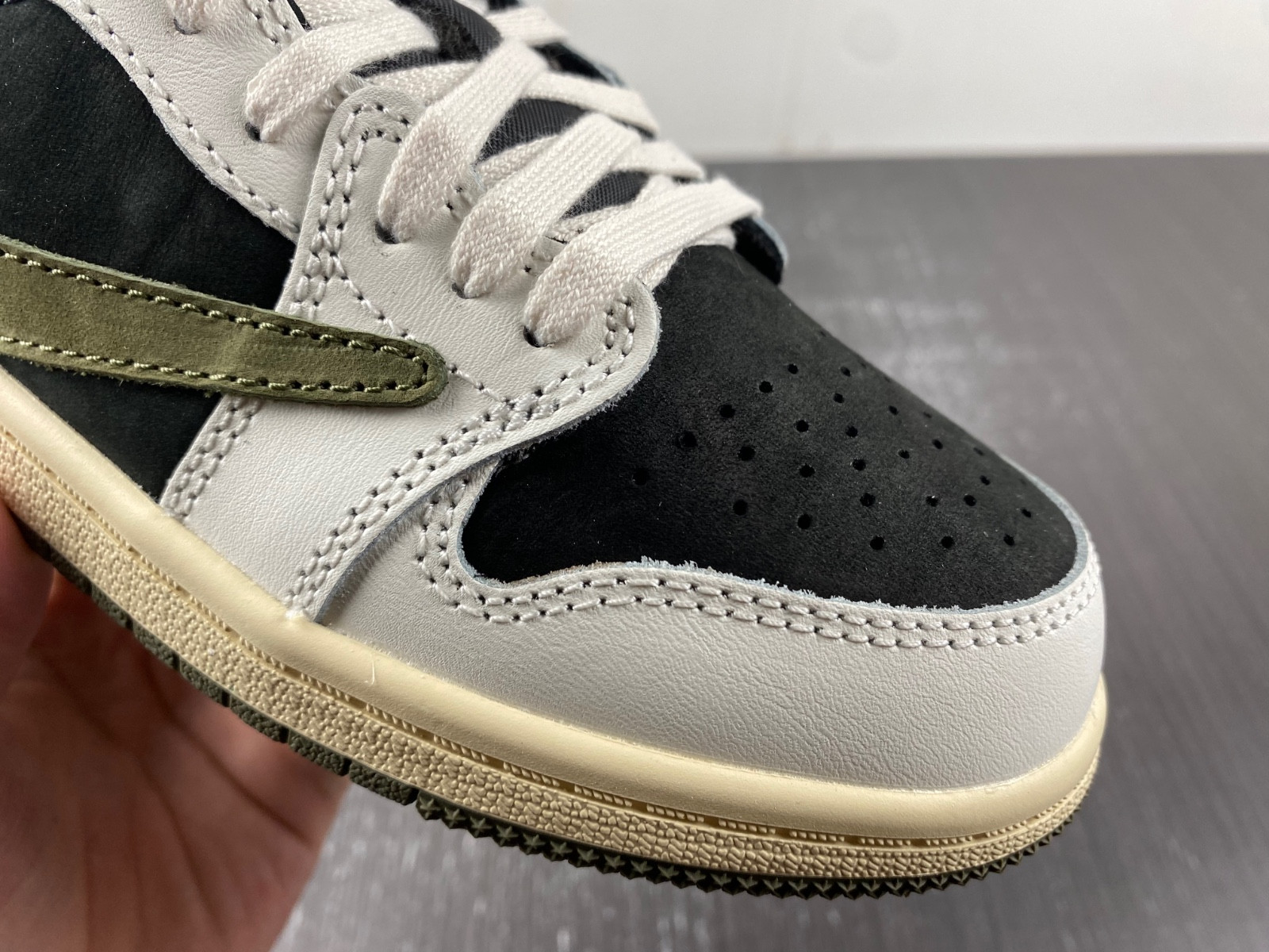 jordan 1 retro low og sp travis scott olive (ps) kids dz5909-106