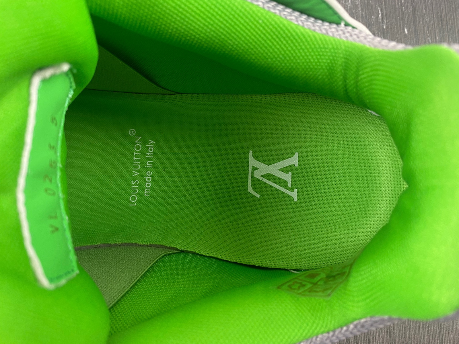 lwe sneaker
