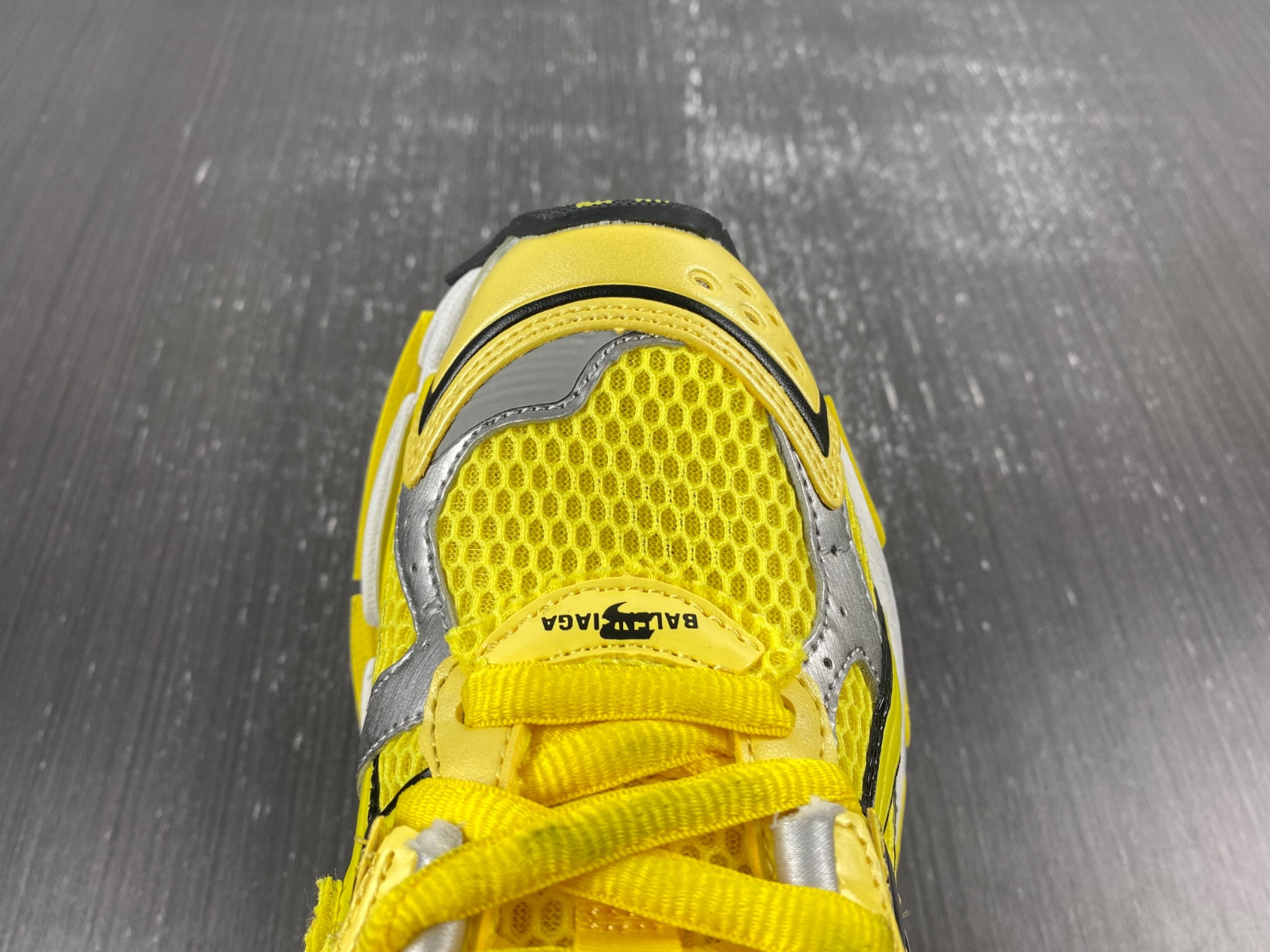 Ba*len*cia*ga runner sneaker