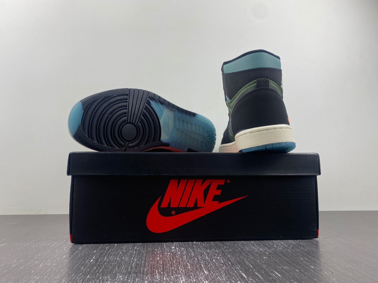 air jordan 1 high element gore-tex "black/olive db2889-003