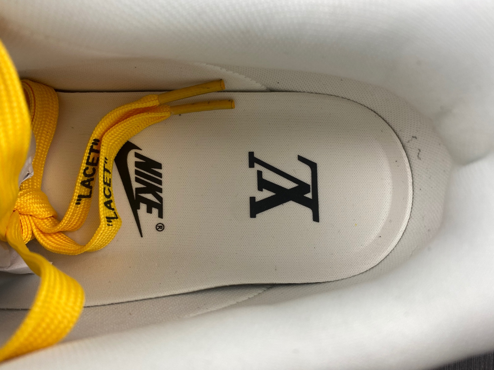 lwe sneaker