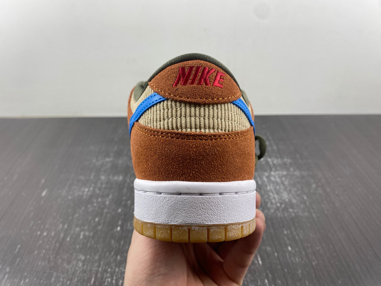 nike sb dunk low pro 