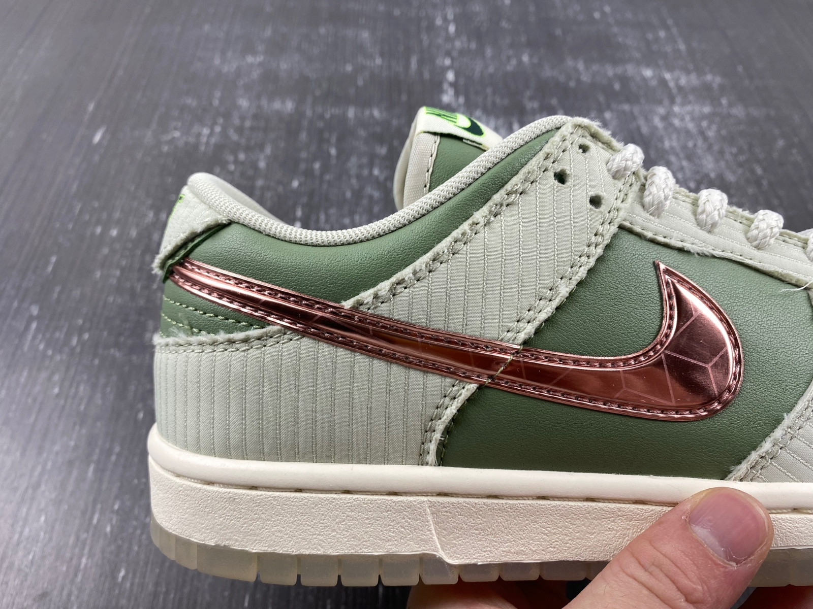 kyler murray x nike dunk low 