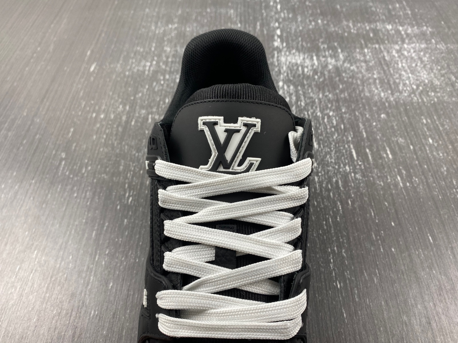 lwe sneakers