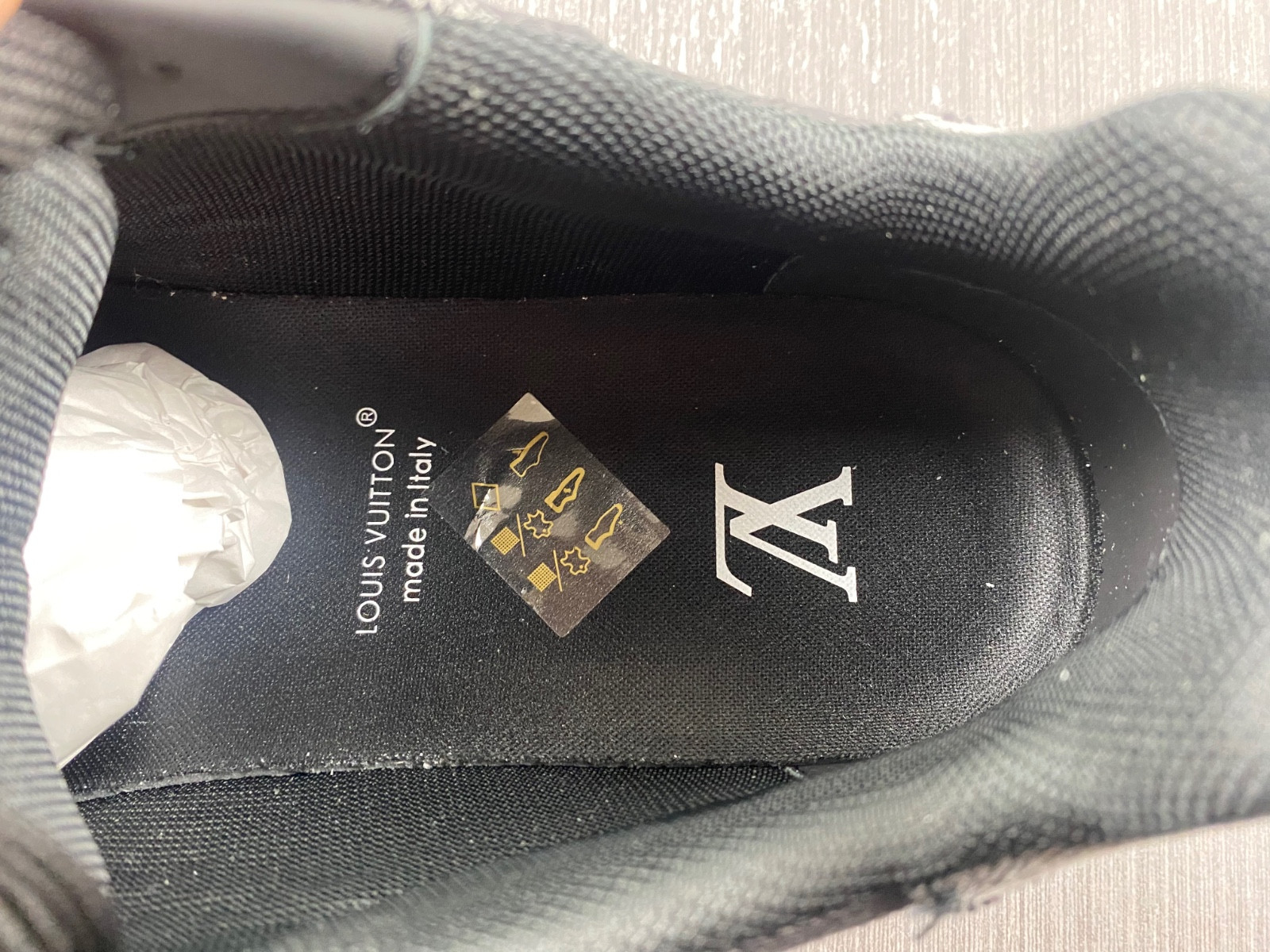 lwe sneaker