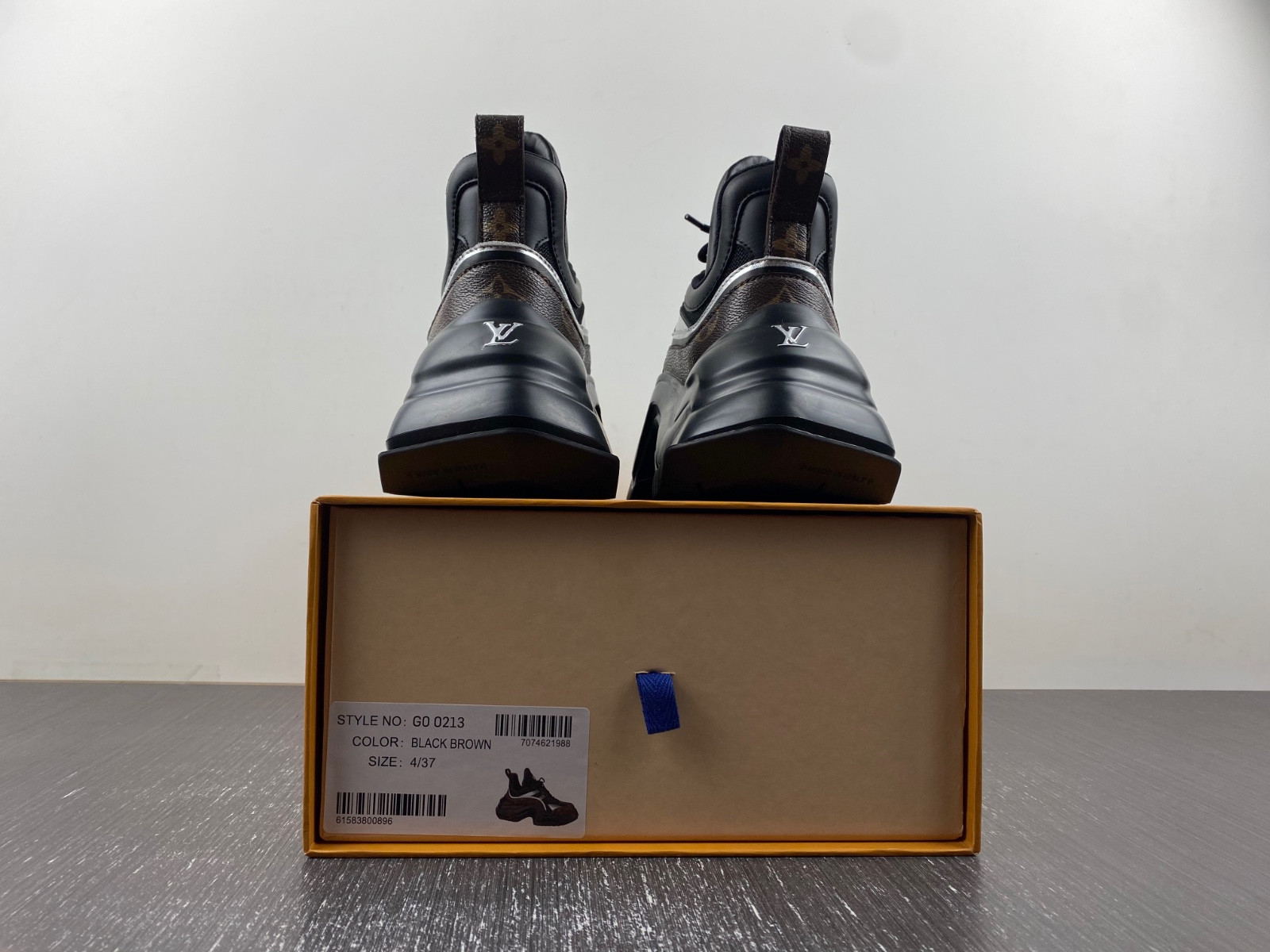 lwe archlight sneakers