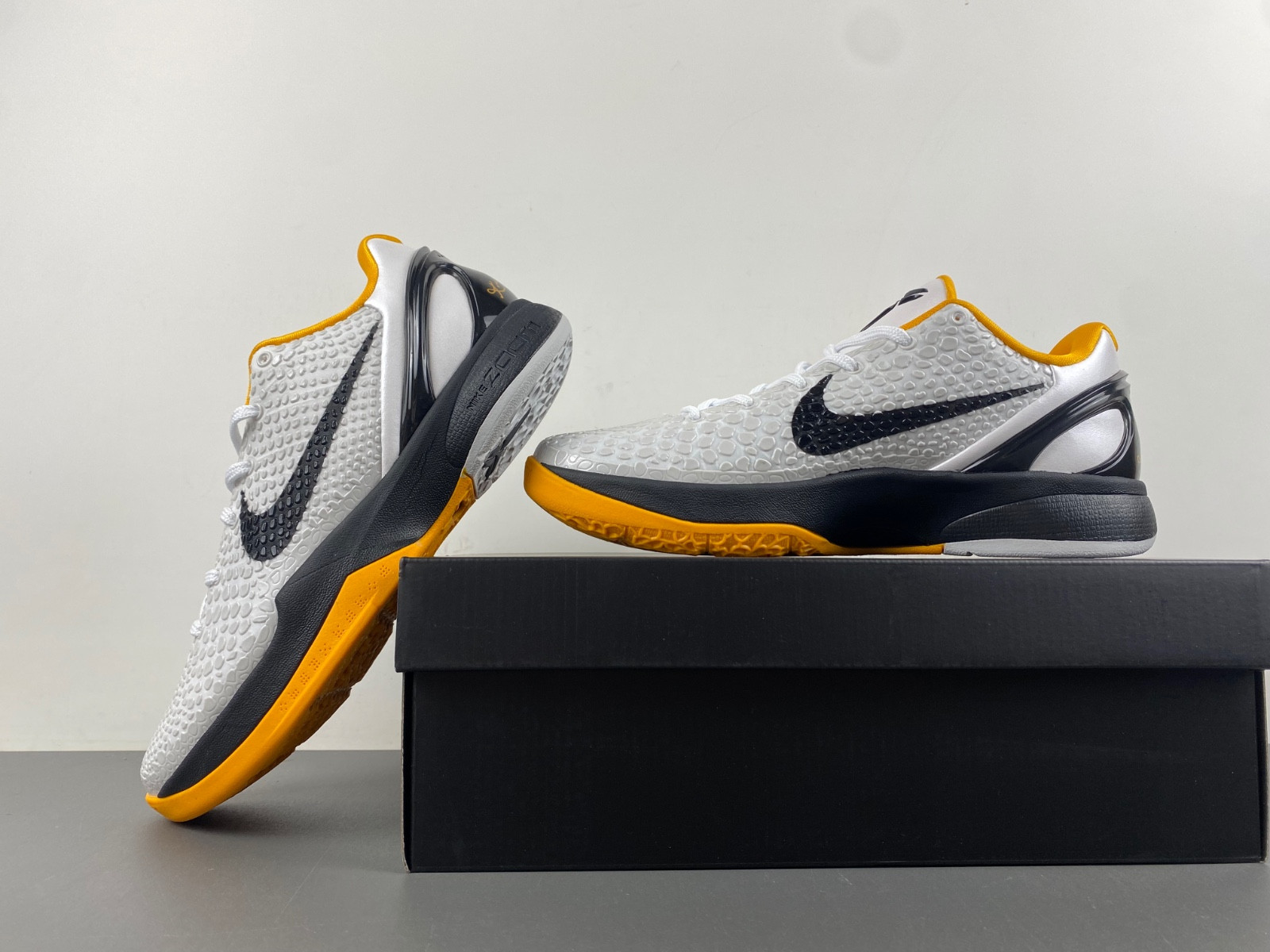 nike kobe 6 protro playoff pack white del sol cw2190-100