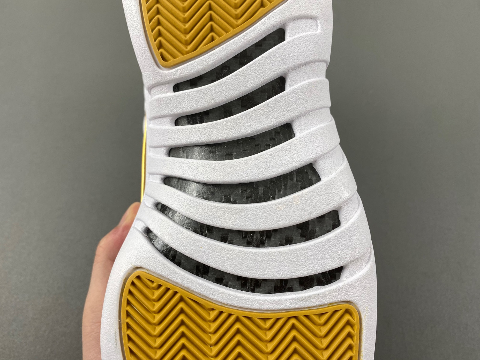 air jordan 12 wmns "phanT0m" fd9101-007