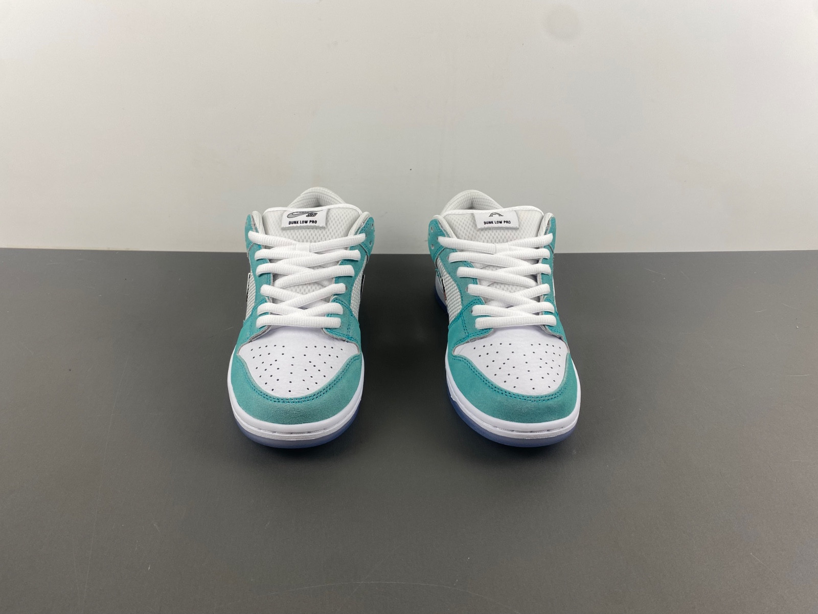 nike sb dunk low april skateboards men