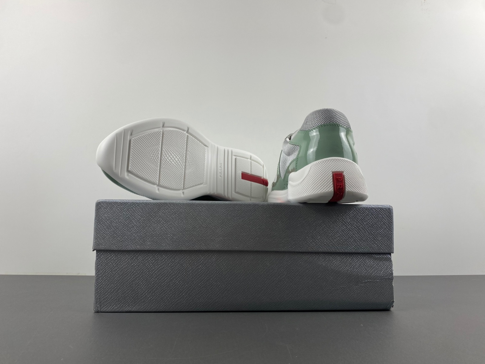 pra sneaker