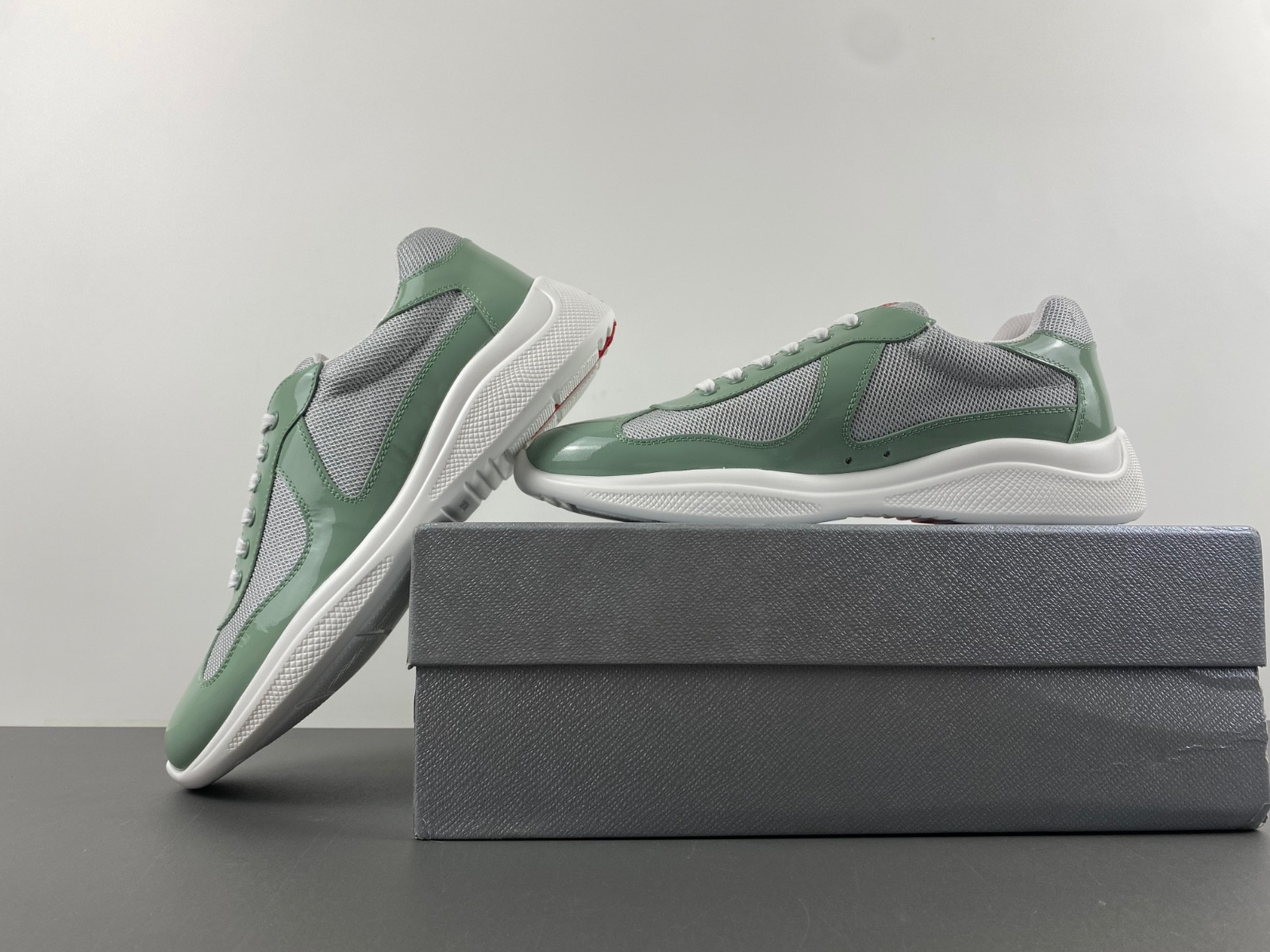 pra sneaker