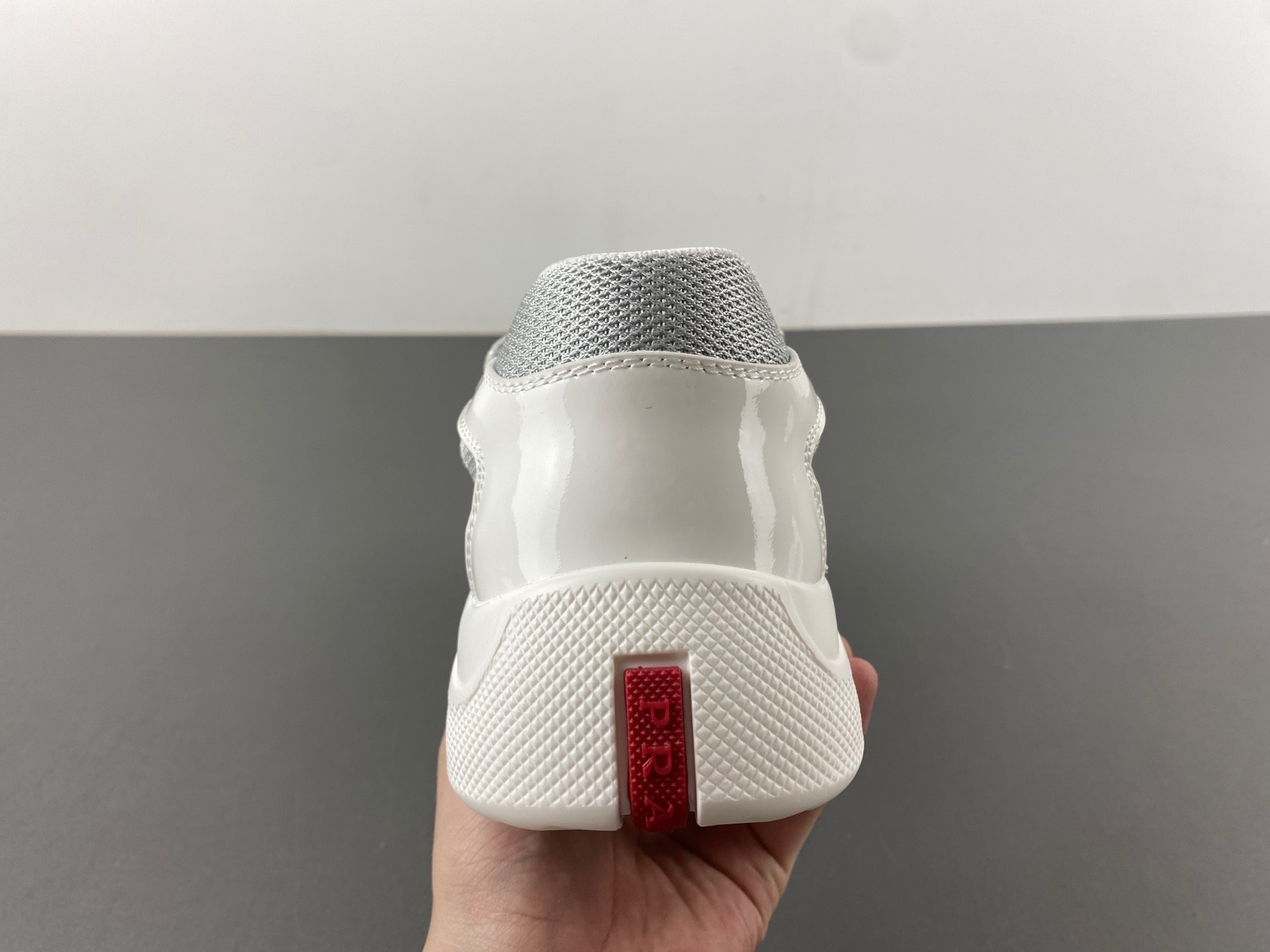 pra sneaker