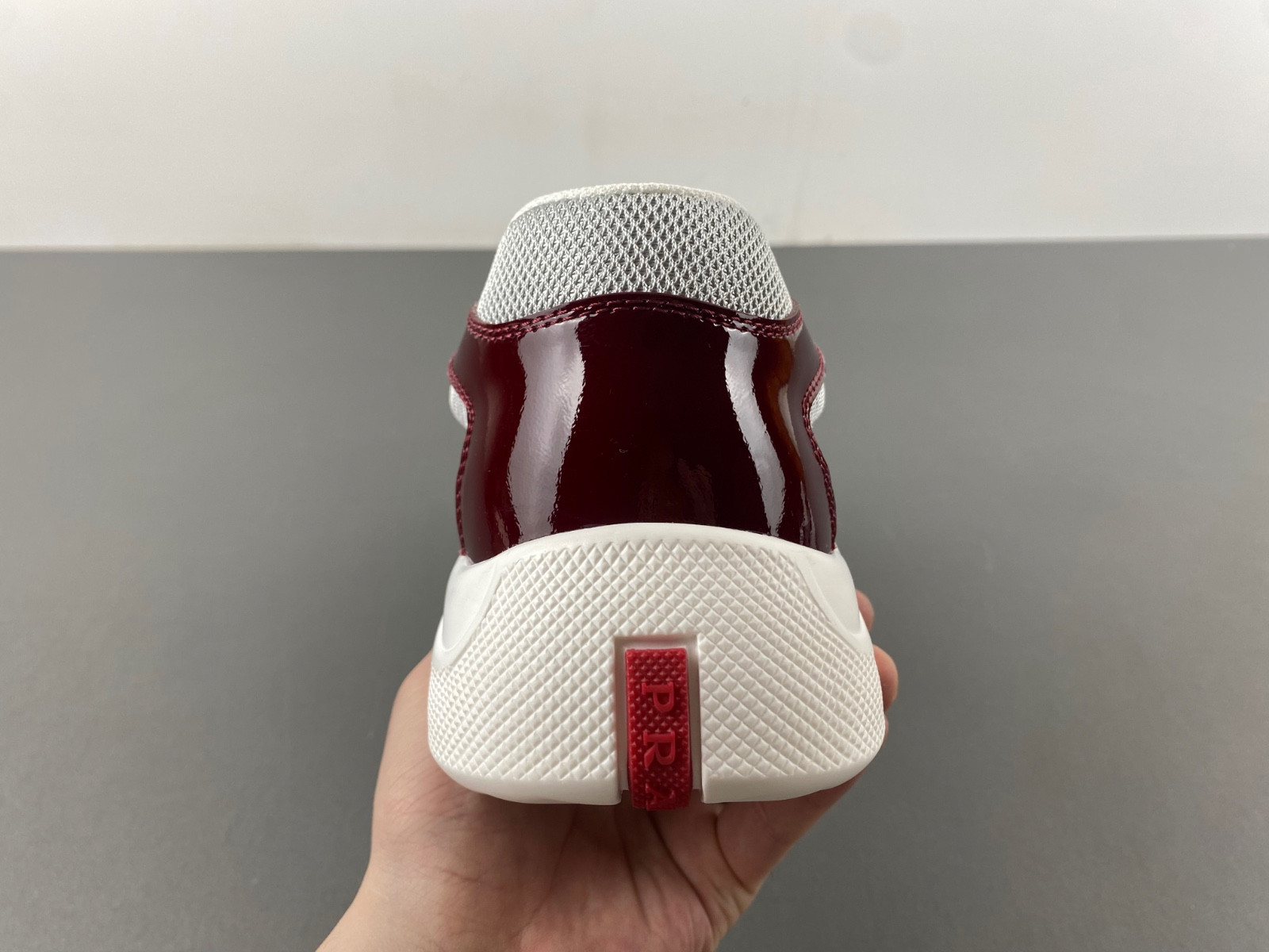pra sneaker
