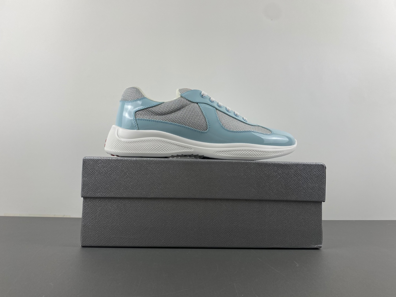 pra sneaker