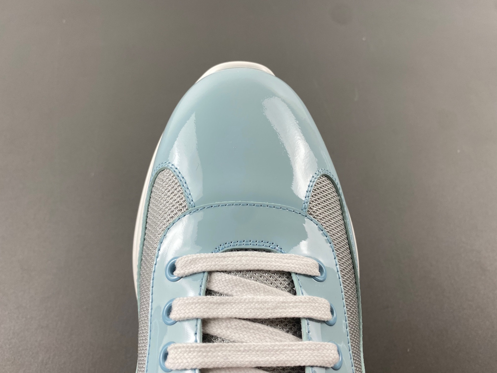 pra sneaker