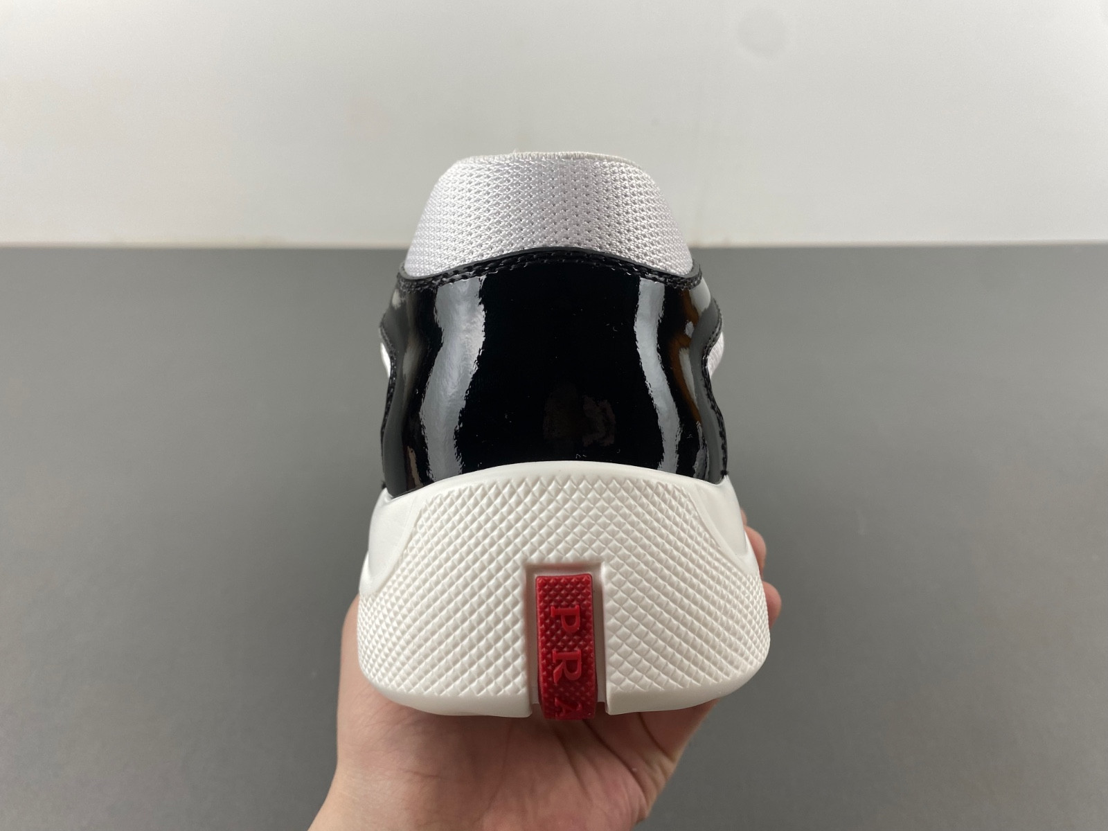 pra sneaker