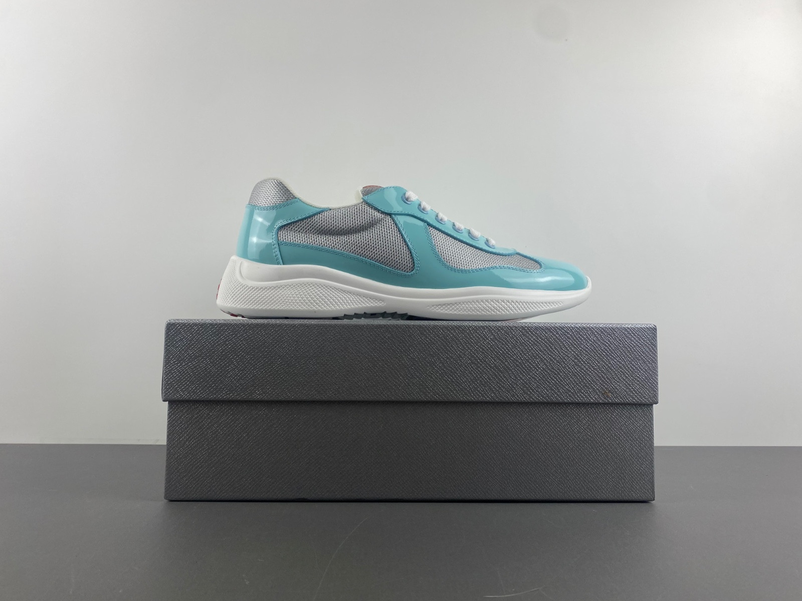 pra sneaker