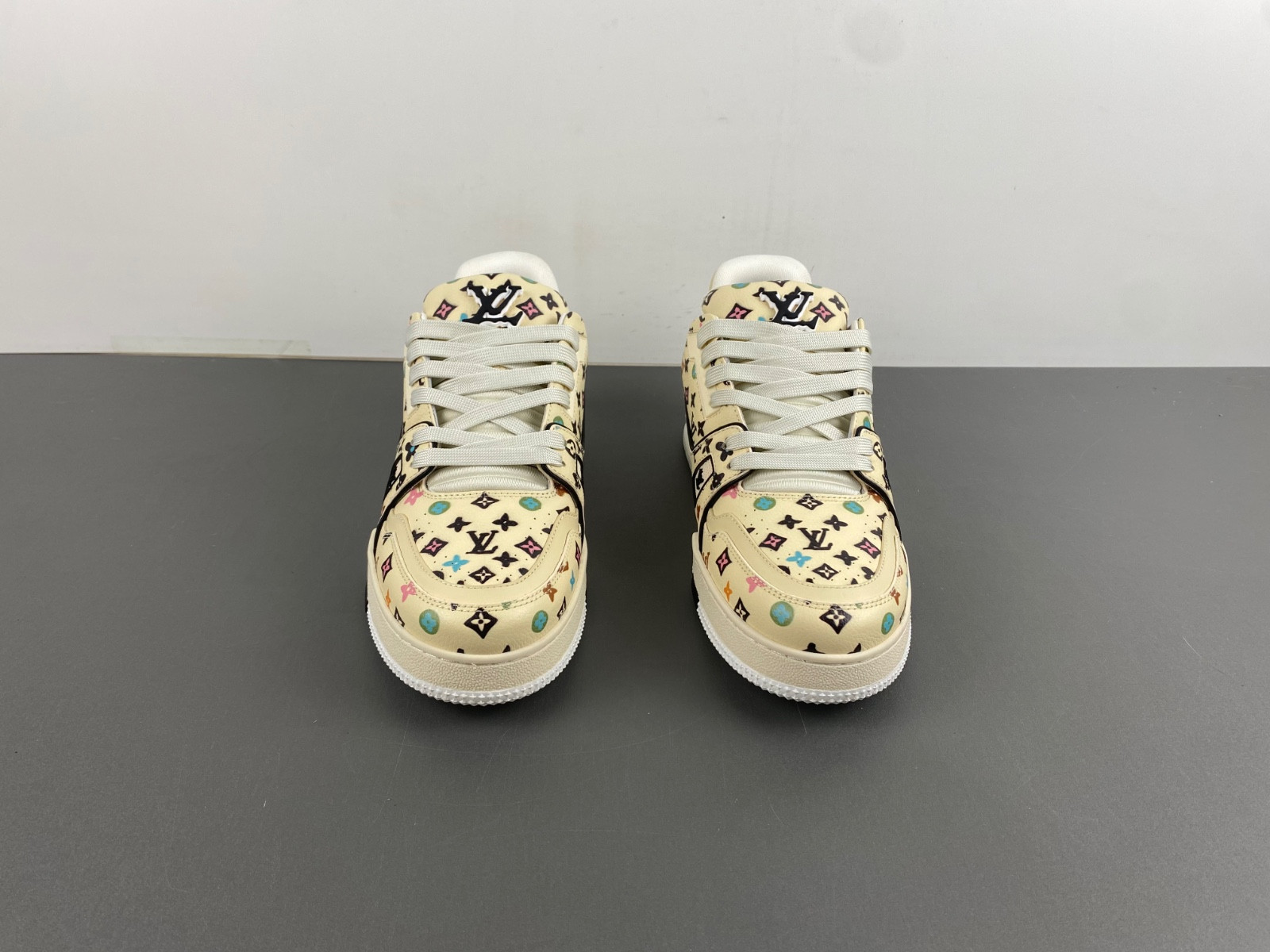 lwe sneaker