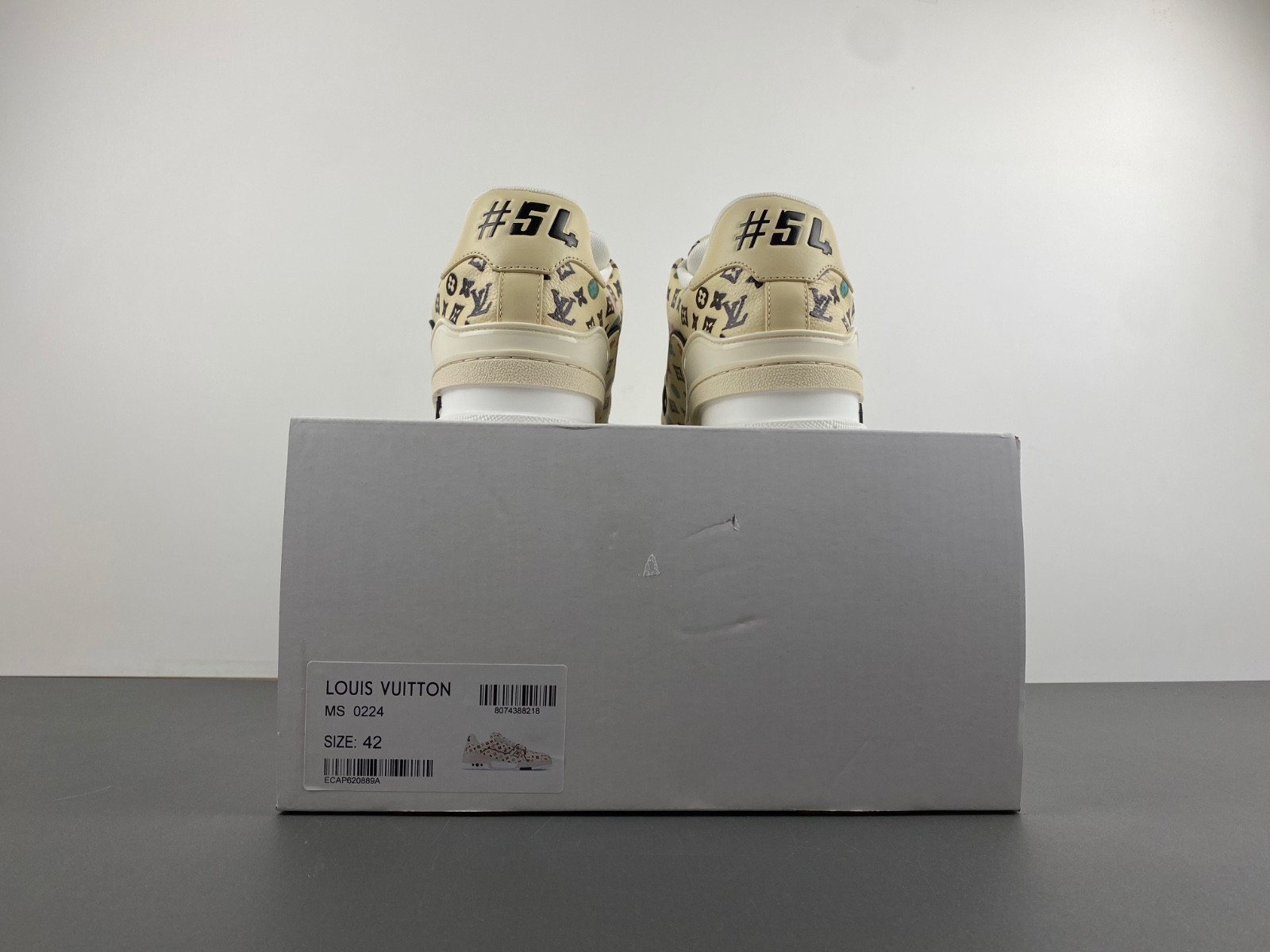 lwe sneaker