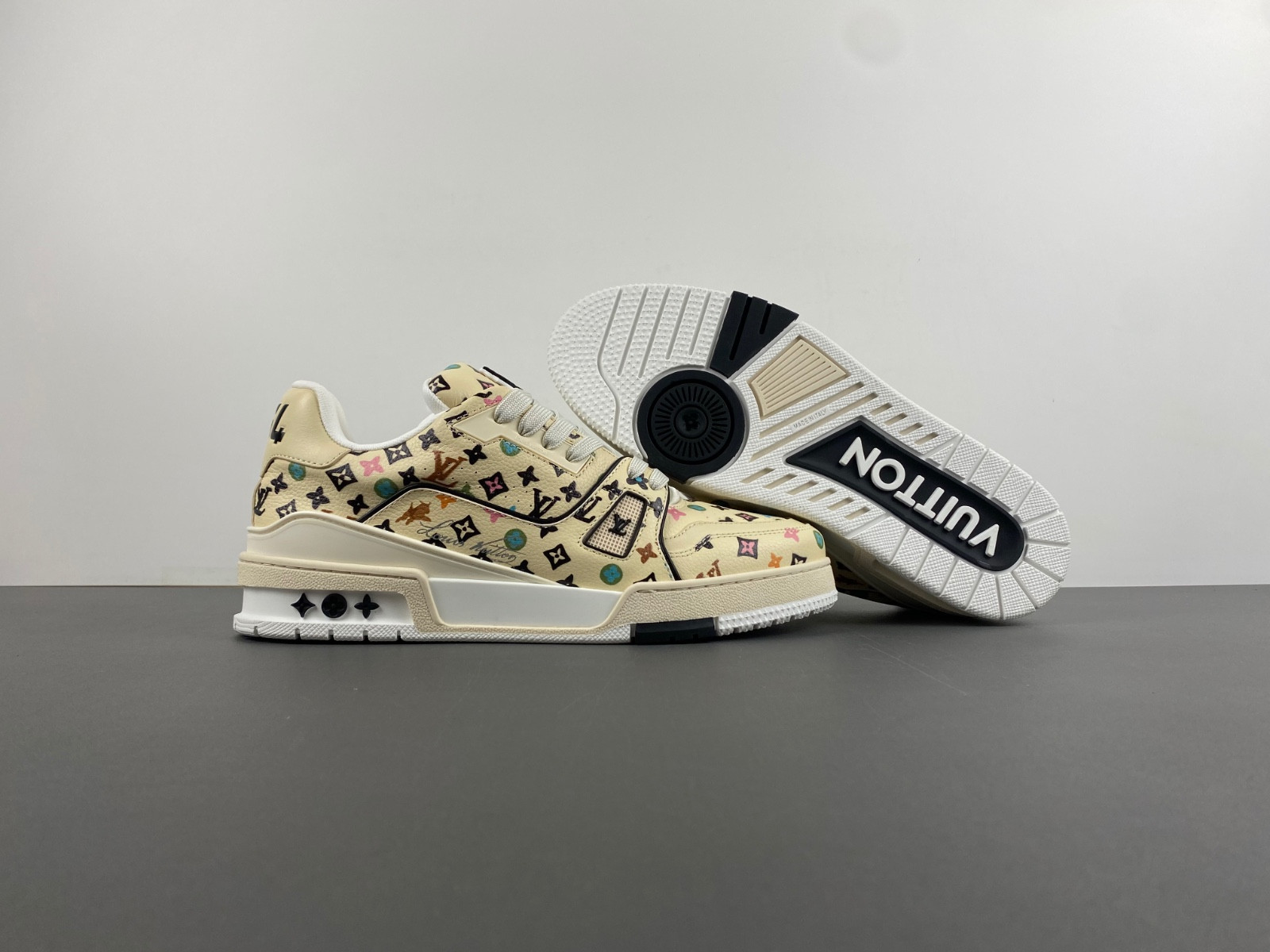 lwe sneaker