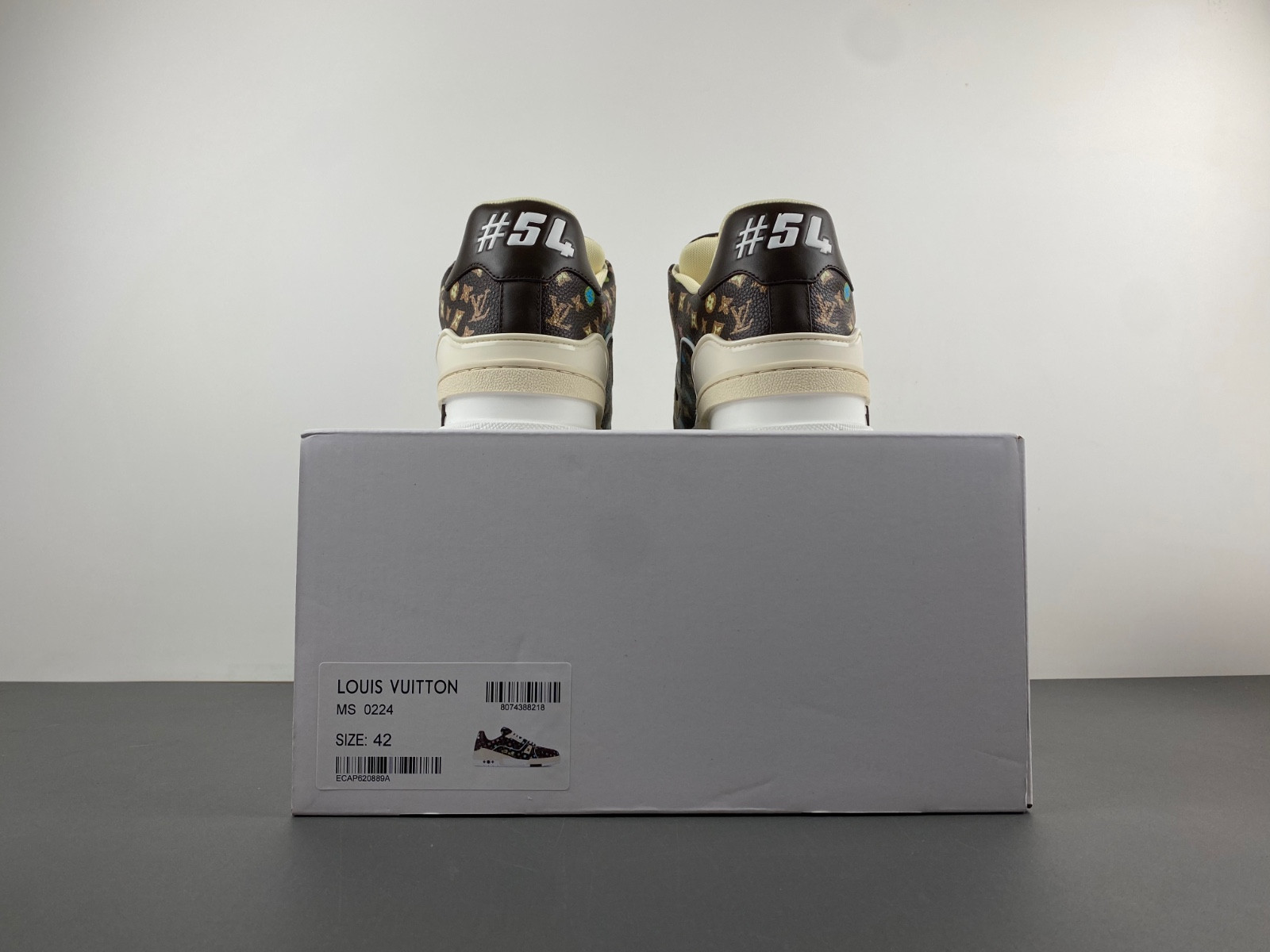 lwe sneaker