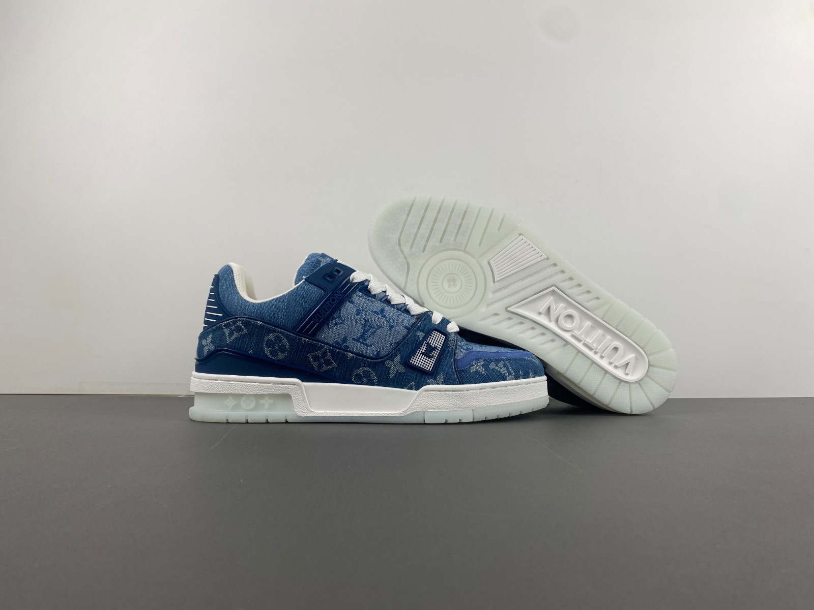 lwe sneaker