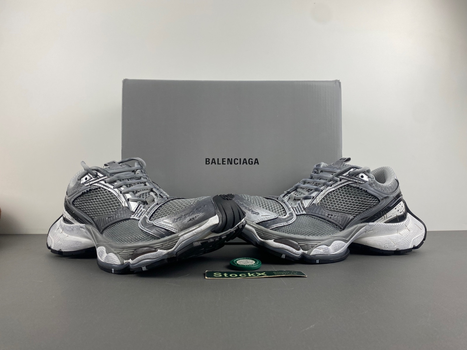 Ba*len*cia*ga stapler sneaker in grey